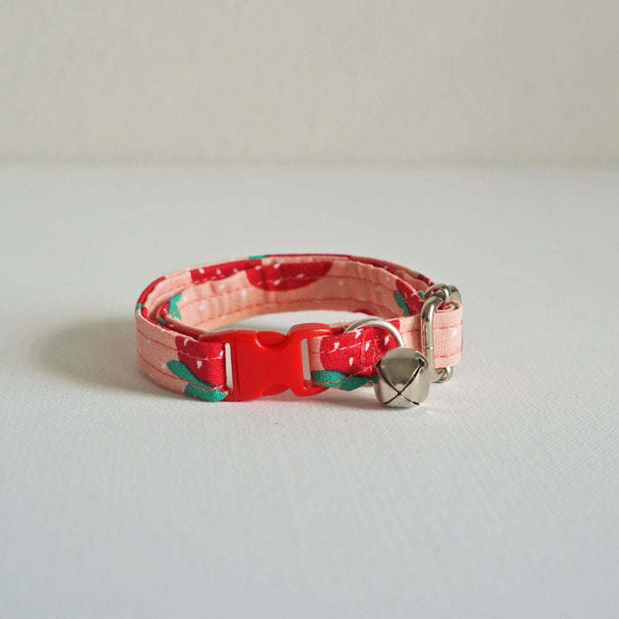 Strawberry Delight Cat Collar