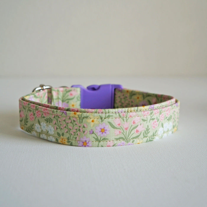 Lilac Garden Dog Collar