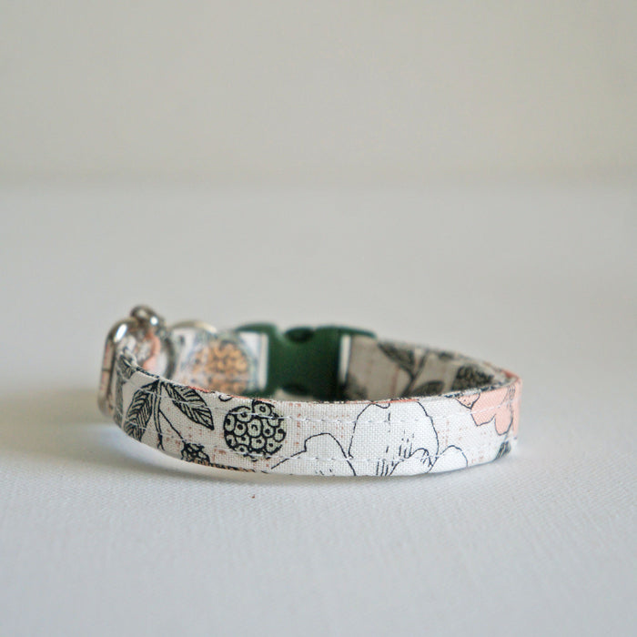Vintage Floral Cat Collar