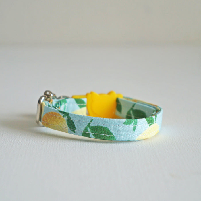 Yellow Lemons Cat Collar