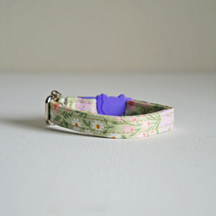 Lilac Garden Cat Collar