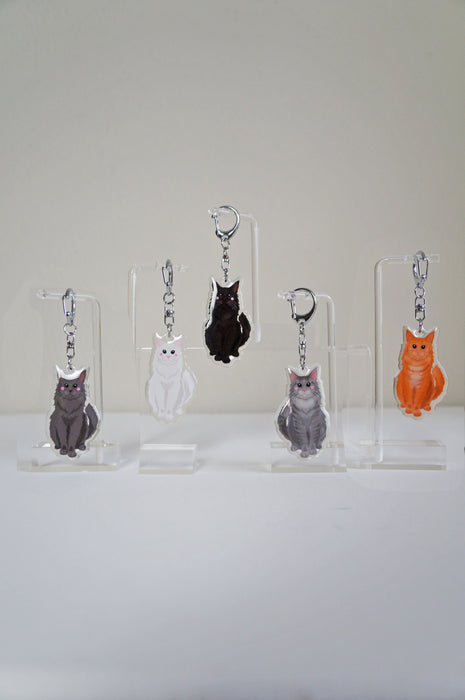 Maine Coon Cat Epoxy Keychain