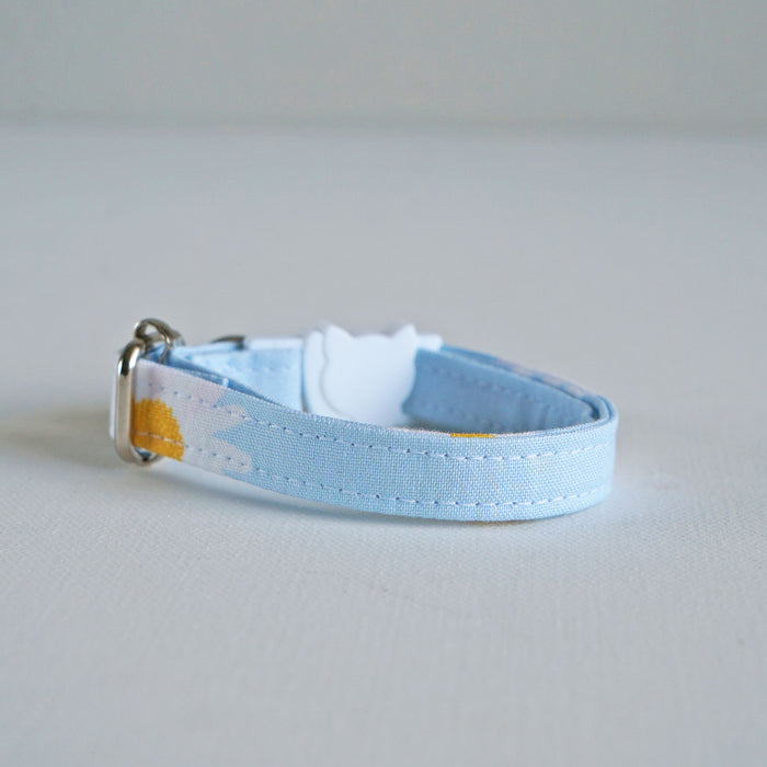 Light Daisy Cat Collar