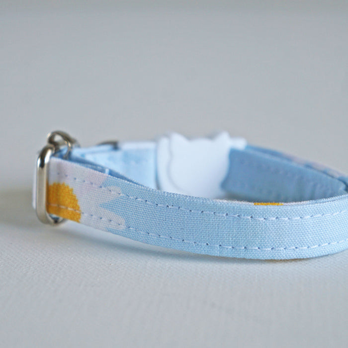 Light Daisy Cat Collar