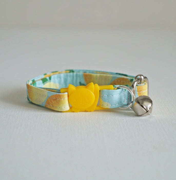 Yellow Lemons Cat Collar