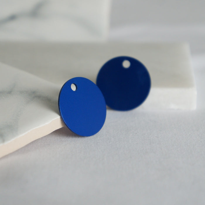 Royal Blue Background Tag